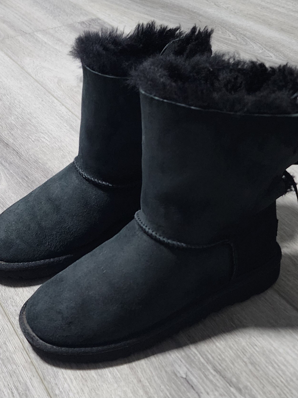 UGG Bailey Bow II Black Suede Boots W/ Satin Bows On Back Womens Size 6